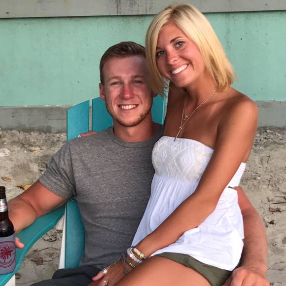 Meet your Posher, Carrie - Picture 1 of 1